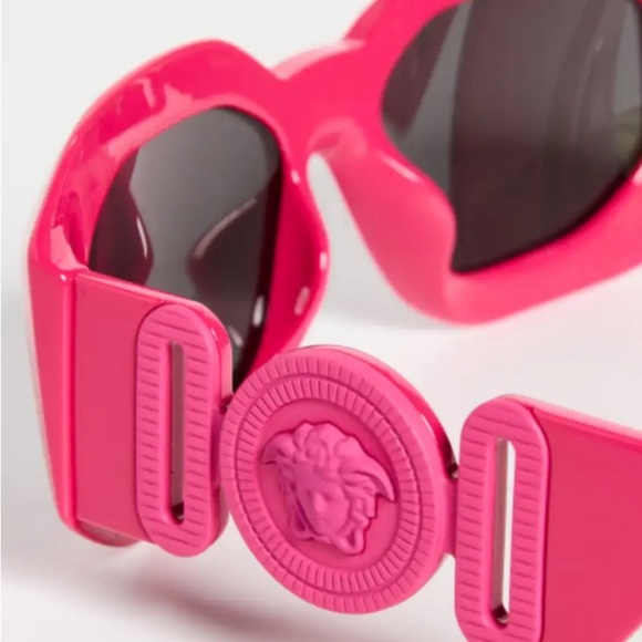 Versace Sunglasses VE4425U Sunglasses Fuschia with Dark Grey Lens - Picture 4 of 4